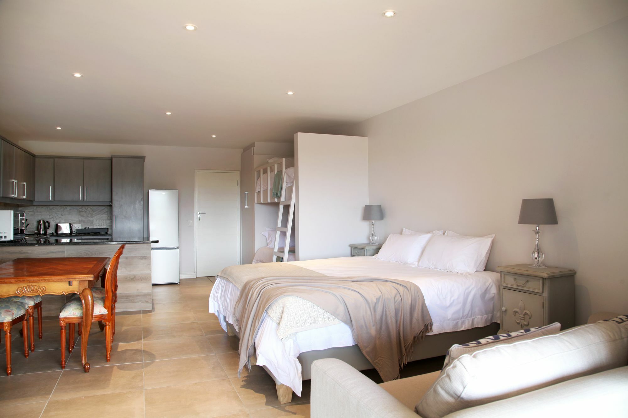 Sunrise Bay Self Catering Apartment Plettenberg Bay Exterior foto